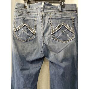 Ariat REAL Denim Blue Jeans Womens 33R Embroided Western Wear.